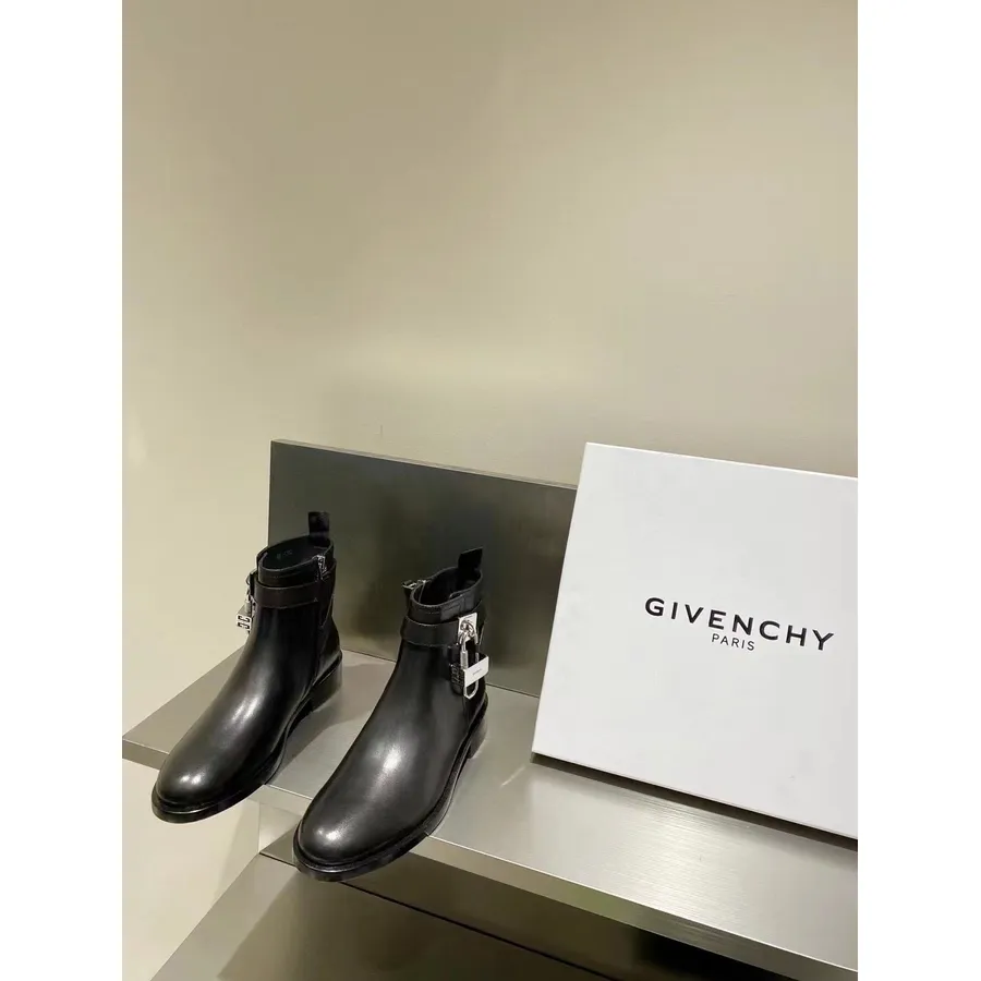 Givenchy Chelsea Ankelstøvletter Kalveskinn Høst/vinter 2021 Kolleksjon, Svart