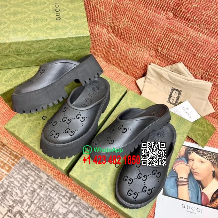 Gucci Unisex Perforált Gg Gumi Platform Szandál 2022 Tavaszi/nyári Kollekció, Fekete