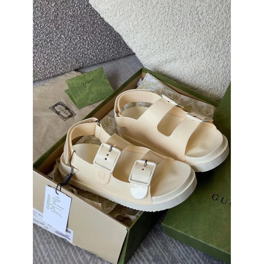 Gucci Double Gg Pvc Gummi Borrelås Sandaler Vår/sommer 2021 Kolleksjon, Beige