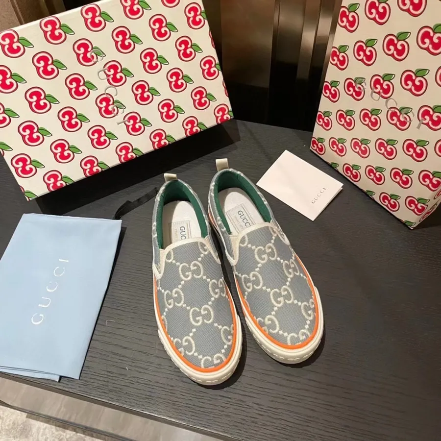 Gucci 1977 Slip On Tornacipő 2021 Tavaszi/nyári Kollekció, Világoskék