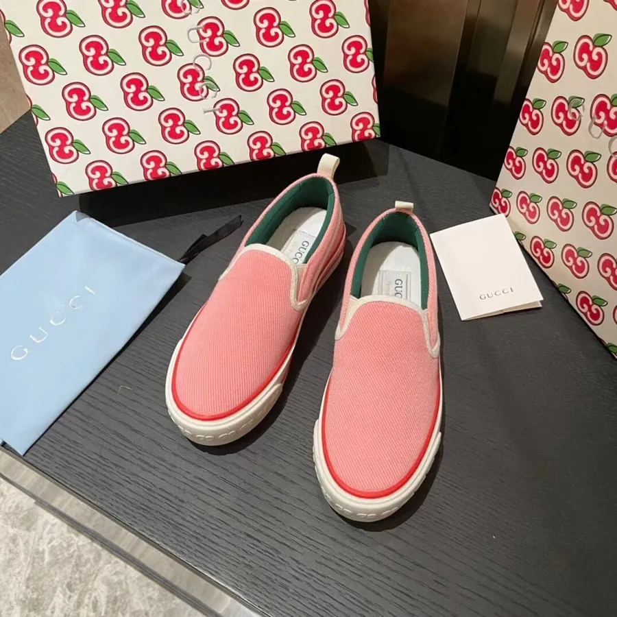 Gucci 1977 Slip On Tornacipő 2021 Tavaszi/nyári Kollekció, Világos Rózsaszín