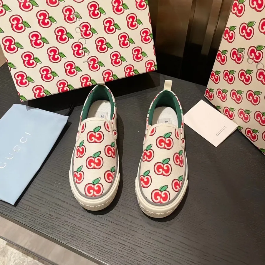 Gucci 1977 Apple Print Slide On Tenisky Kolekce Jaro/léto 2021, Bílá