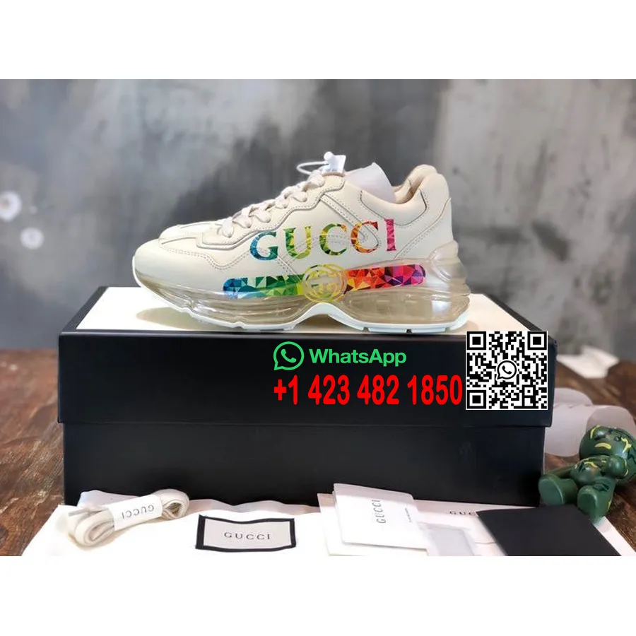 Gucci Logo Rhyton Dad Sneakers Met Transparante Zool Kalfsleer Collectie Lente/zomer 2020 Wit/multi