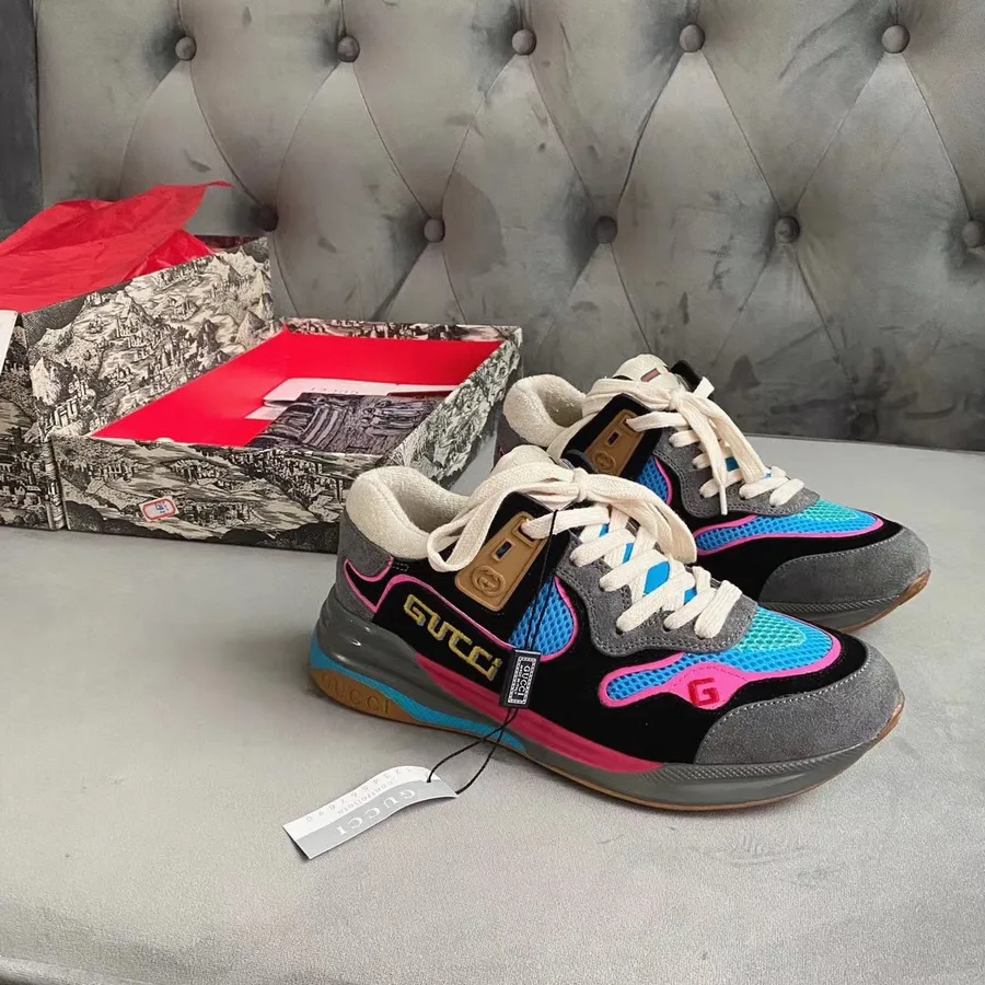 Gucci Ultrapace Sneakers 592348 Kalvskinn Vår/sommar 2020 Kollektion, Grå/blå/rosa