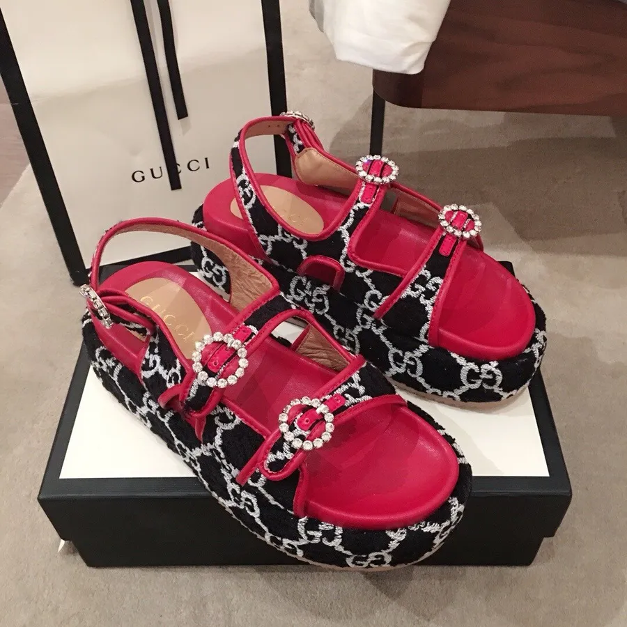 Gucci Angelina Platform 50mm Boucle Crystal Kalvskinn Läder Vår/sommar 2020 Kollektion, Svart/vit