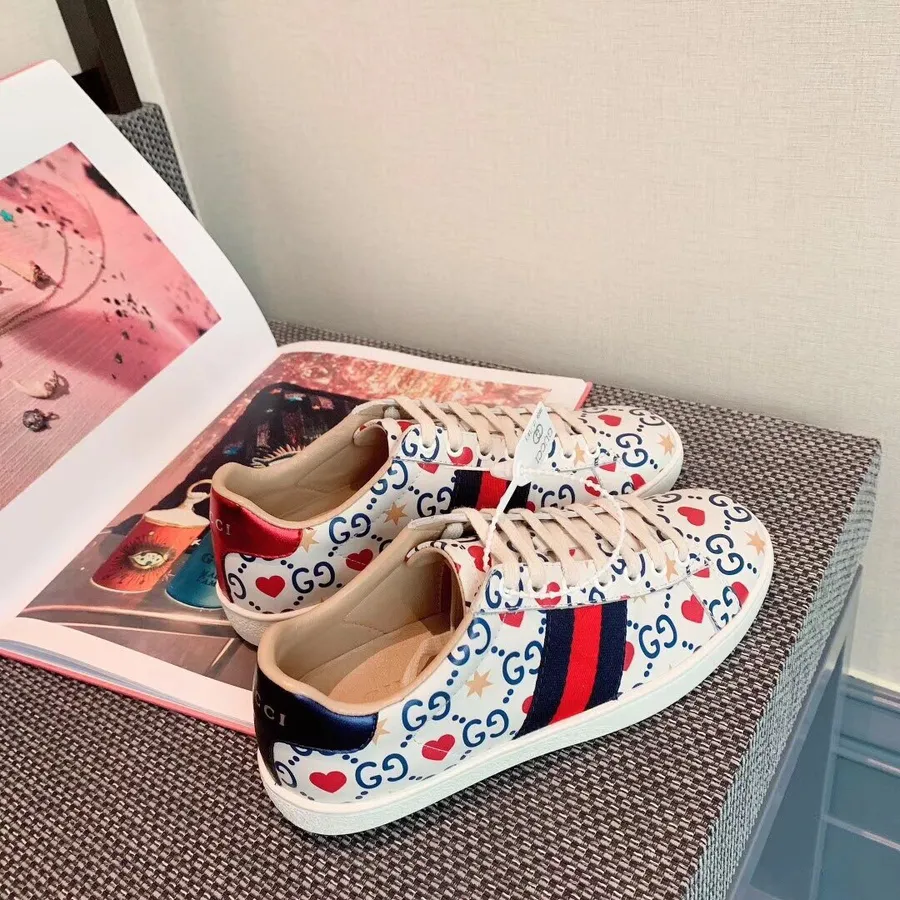 Sepatu Gucci Ace Kulit Anak Sapi Koleksi Hari Valentine Cina Musim Semi/musim Panas 2019 Putih