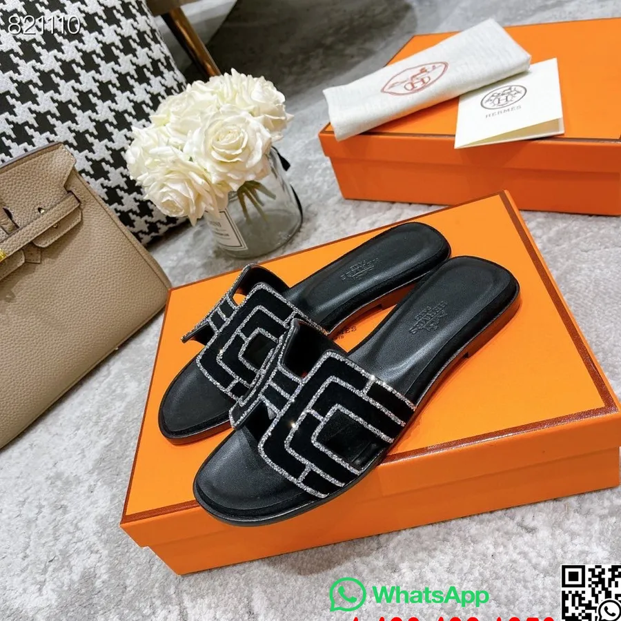 Hermes Crystal Oran Sandals Box Teletina Kolekce Jaro/léto 2022, černá