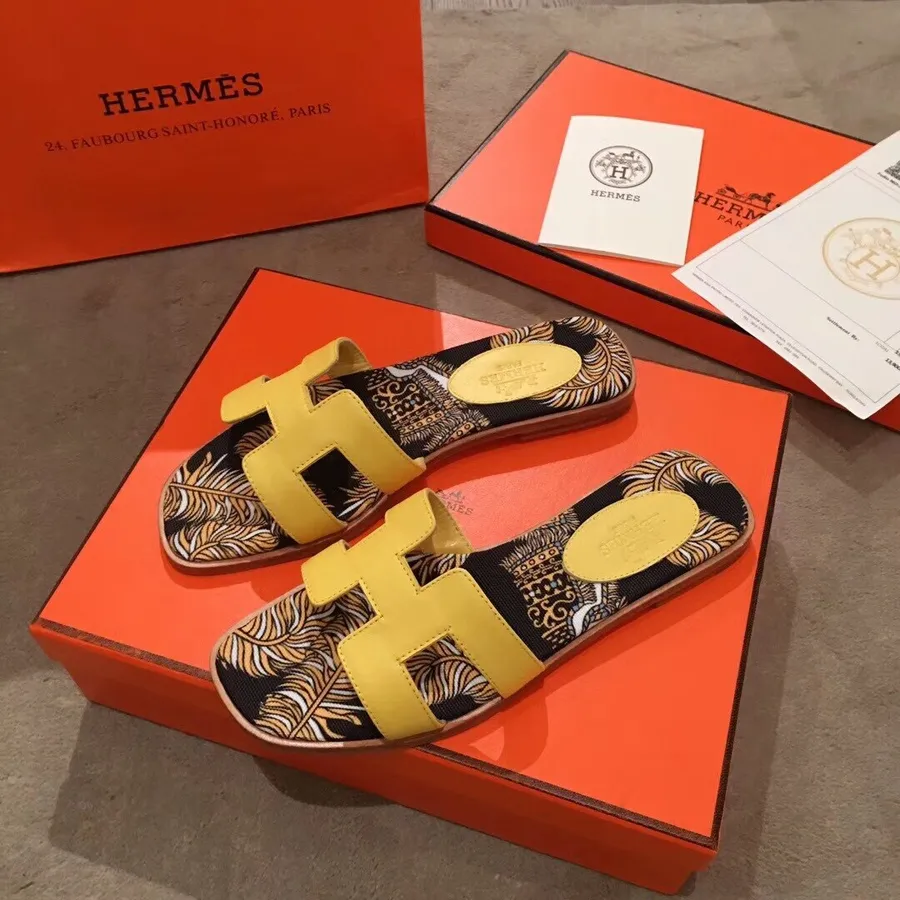 Hermes Oran Floral Canvas Sandal Box Kalveskinn Vår/sommer 2019 Kolleksjon, Jaune Pollen