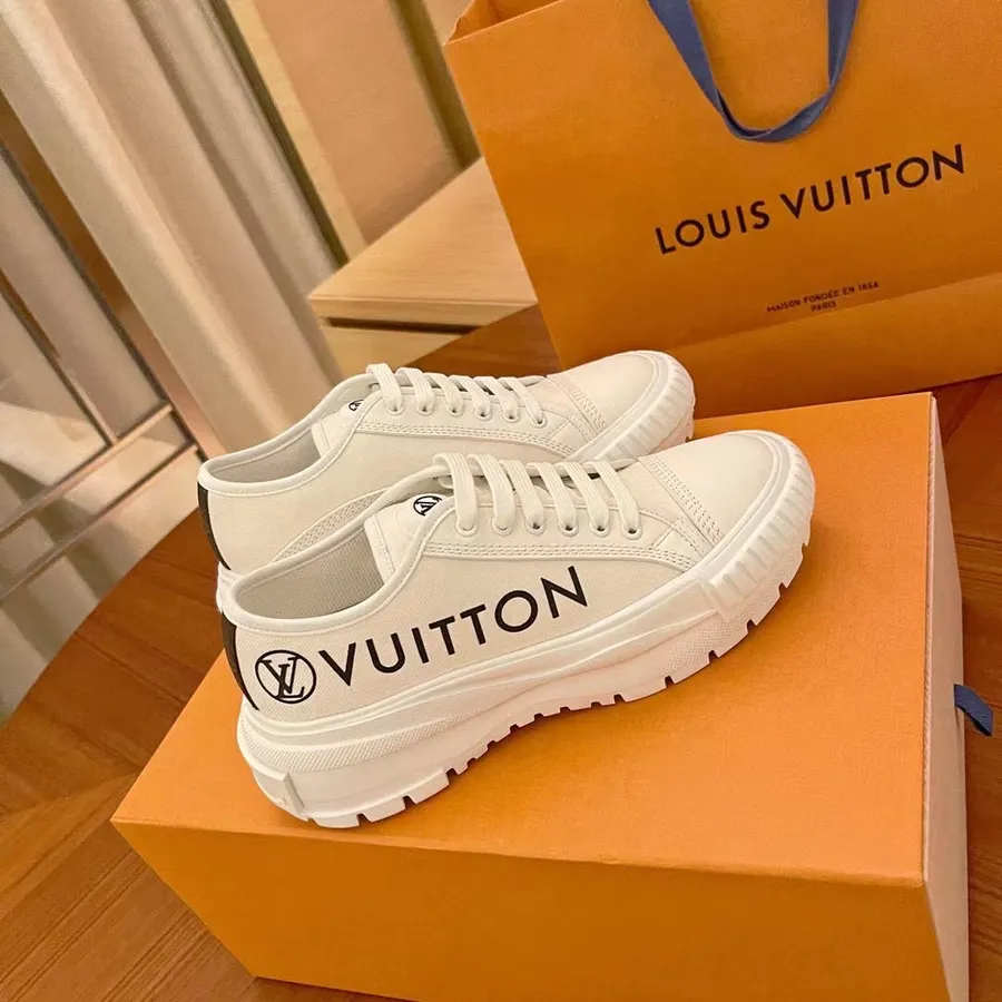 Louis Vuitton Tênis De Cano Baixo Em Couro De Bezerro Coleção Outono/inverno 2021 1a941x, Branco/preto