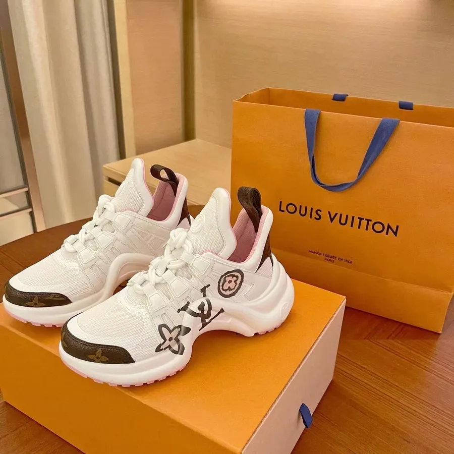 Adidași Louis Vuitton Archlight Piele De Vițel Colecția Primăvară/vară 2021 1a93xa, Alb/negru