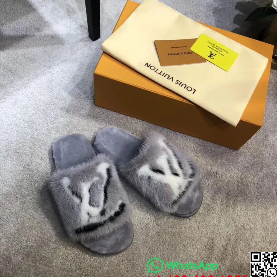 Louis Vuitton Homey Flat Mules Mink Fur Fall/Winter 2019 Collection 1A5SZM Gris