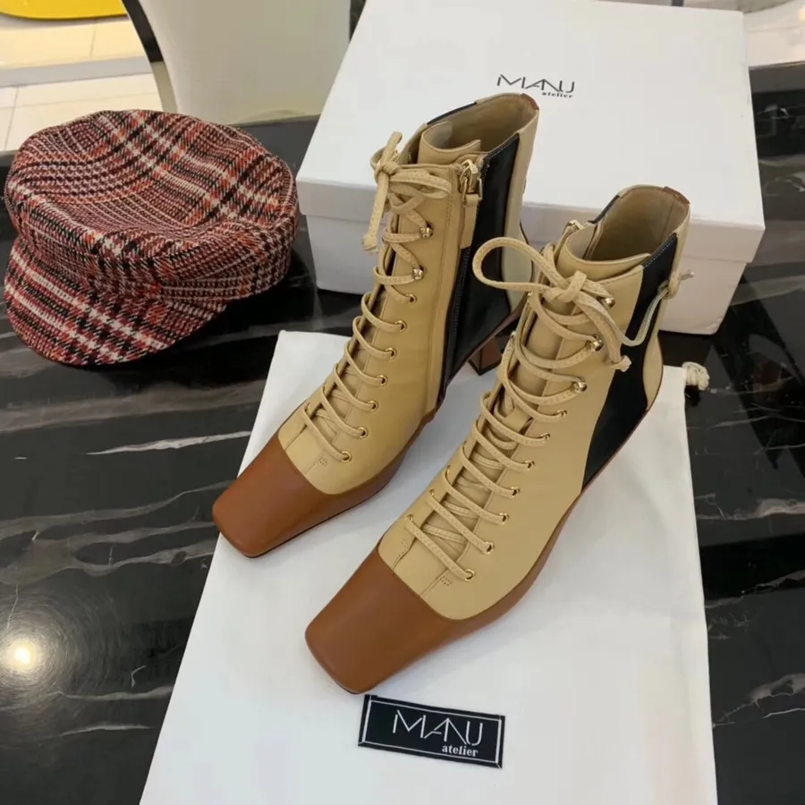 Manu Atelier Botins Com Cadarço Coleção Outono/inverno 2019, Marrom Bege/marfim