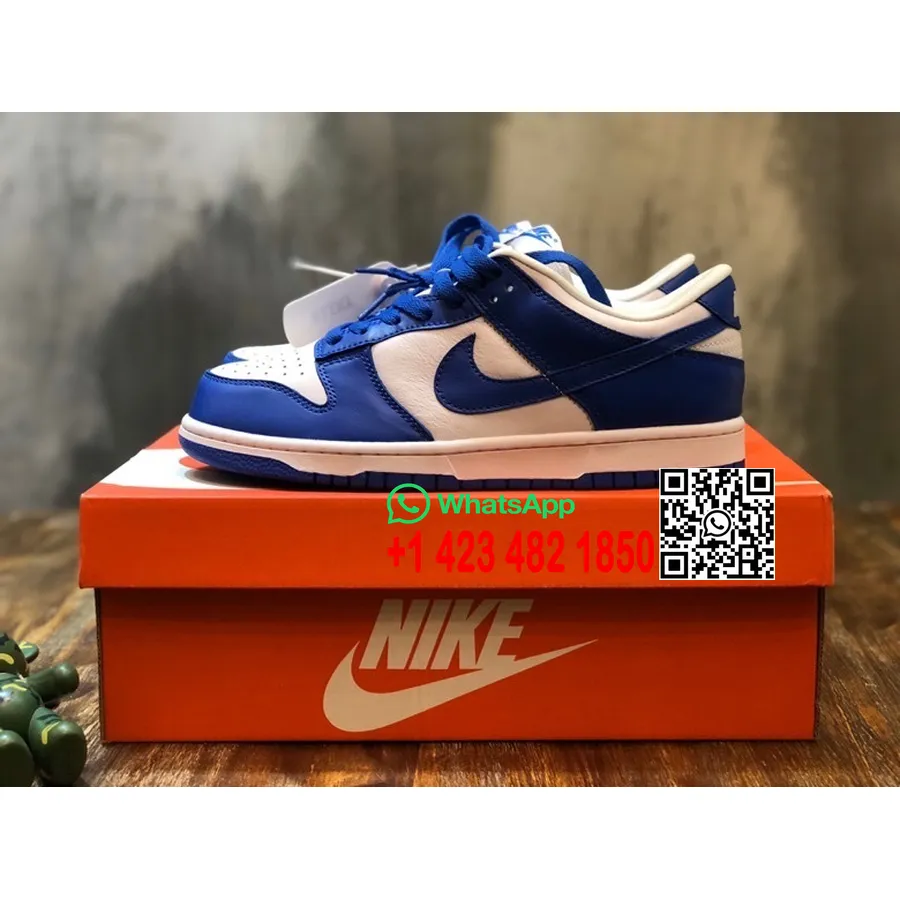 Nike Sb Dunk Low Top Sneakers Collection Daim/cuir De Veau Printemps/été 2022, Bleu/blanc