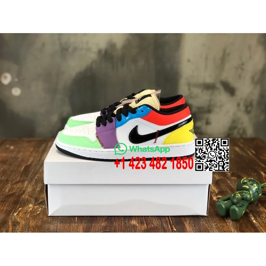 Nike X Air Jordan Dunk Low Top Sneakers Cuir De Veau Collection Printemps/été 2022, Jaune/blanc/rouge