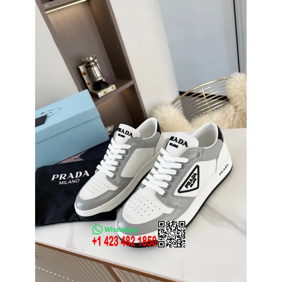 Prada Logo Tênis Cano Baixo Couro De Bezerro Coleção Primavera/verão 2022, Cinza/branco