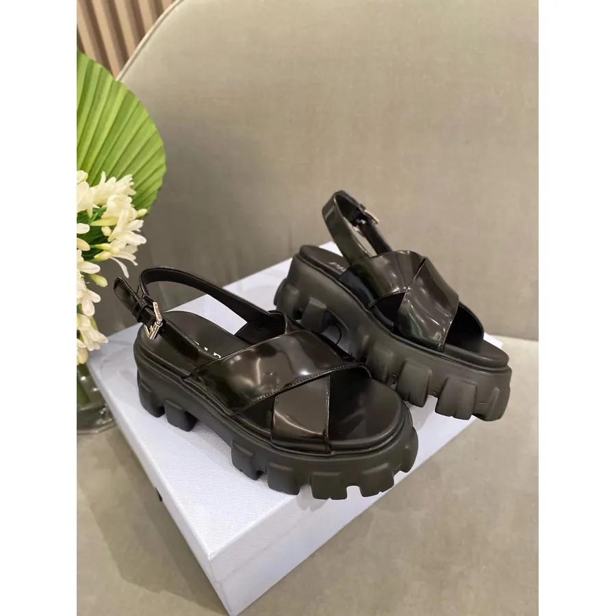 Prada Offene Plateau-Sandalen Aus Kalbsleder, Frühjahr/sommer-kollektion 2021, Schwarz