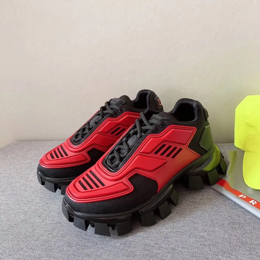 Prada Tech Caged Snøring Chunky Sneakers Kalveskinn Vår/sommer 2019 Kolleksjon, Rød/svart