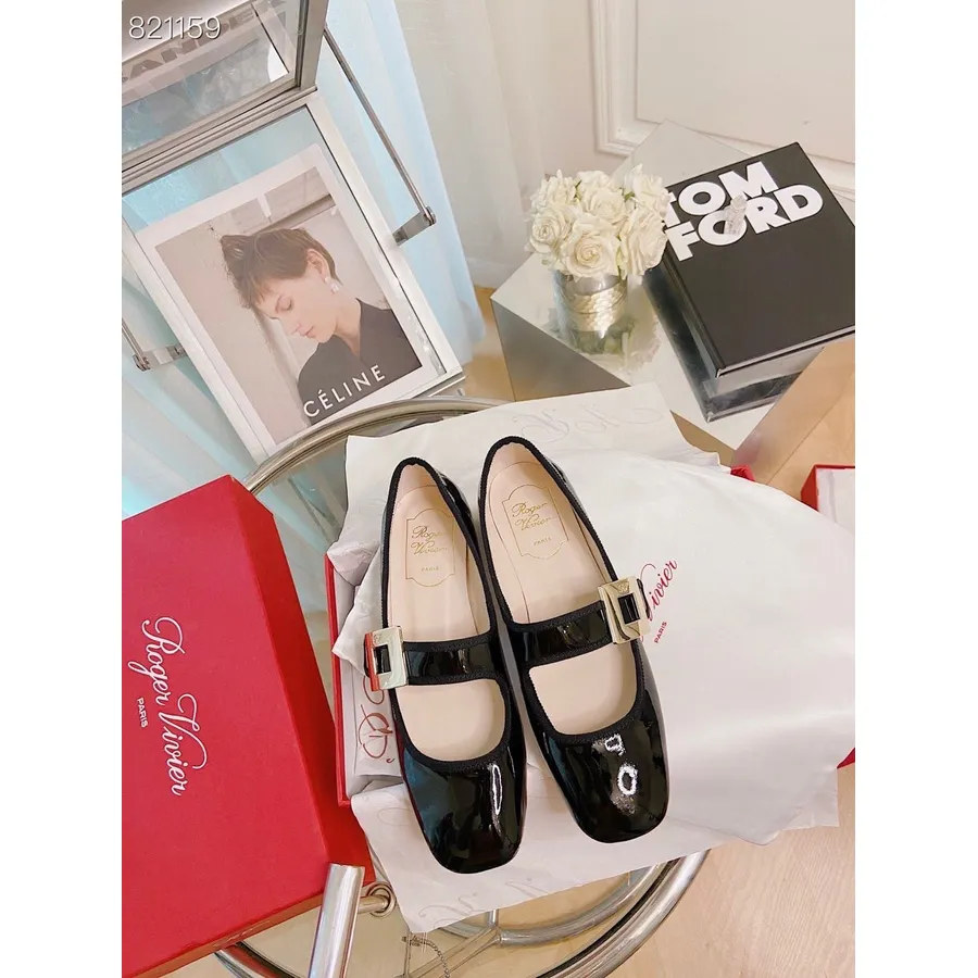 Roger Vivier's Tres Vivier Baby-Ballerinas Aus Lackleder, Frühjahr/sommer-kollektion 2022, Schwarz