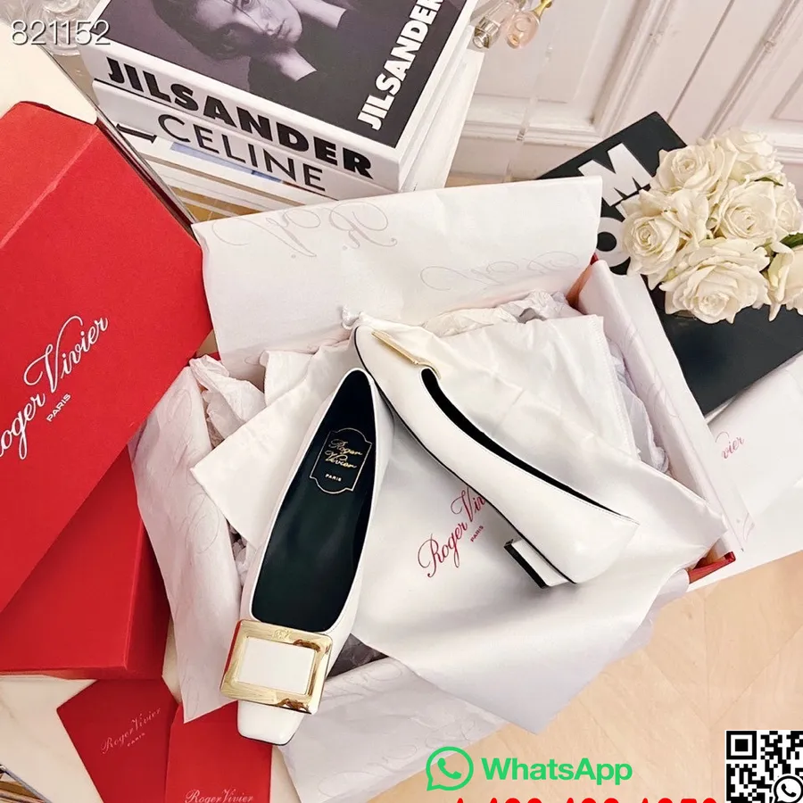 Roger Vivier Decollete Belle Vivier Balerina Kulit Paten Koleksi Musim Semi/musim Panas 2022, Putih