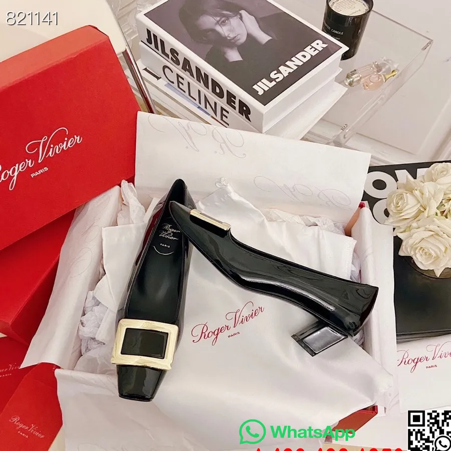 Roger Vivier Decollete Belle Vivier Pumps Koleksi Musim Semi/musim Panas 2022 Kulit Paten, Hitam