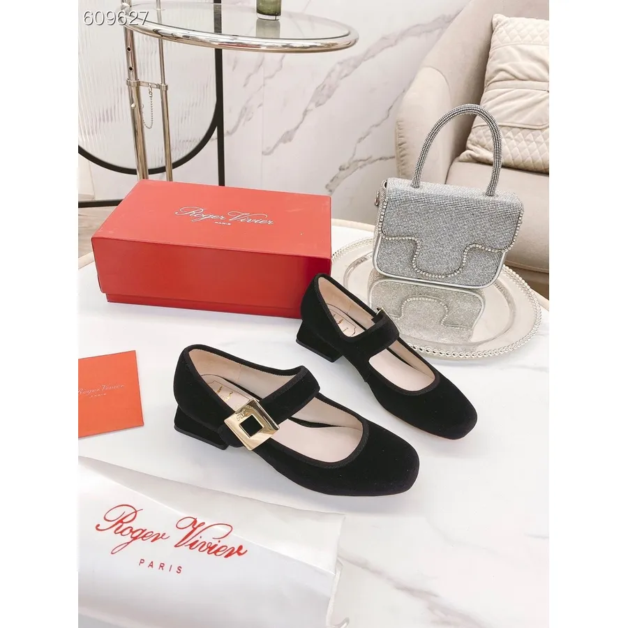 Roger Vivier Baby Mary Jane Flats Beludru Kulit Anak Sapi Koleksi Musim Gugur/dingin 2021, Hitam