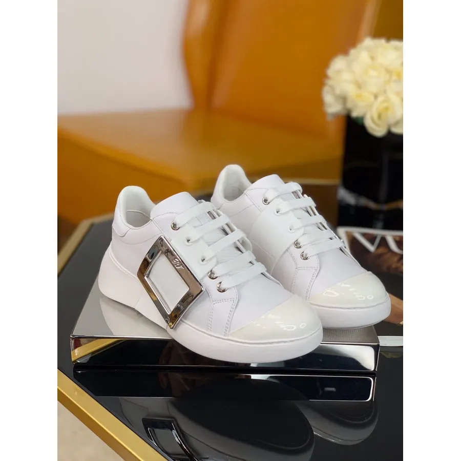 Roger Vivier Viv Skate Spænde Sneakers Kalveskind Læder Forår/sommer 2020 Kollektion, Hvid/sølv