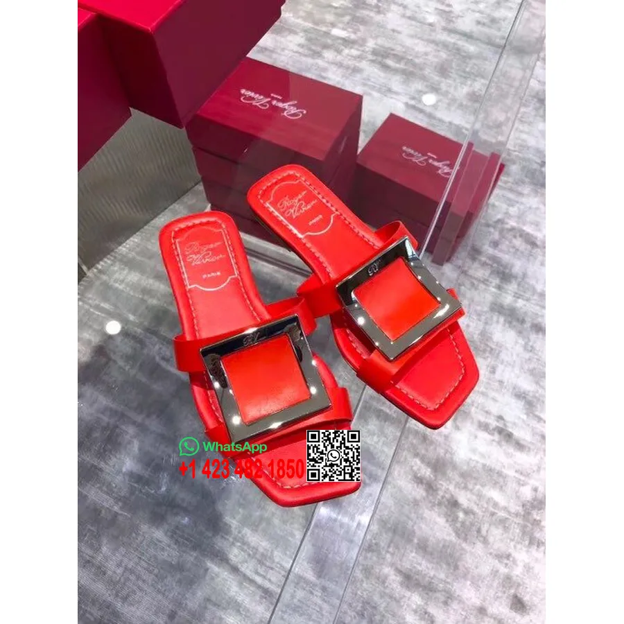 Roger Vivier Sandal Gesper Datar Kulit Anak Sapi Koleksi Musim Semi/musim Panas 2019, Merah