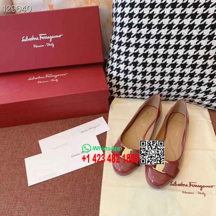 Salvatore Ferragamo Varina Bow Flats Couro De Bezerro Coleção Outono/inverno 2020, Baga