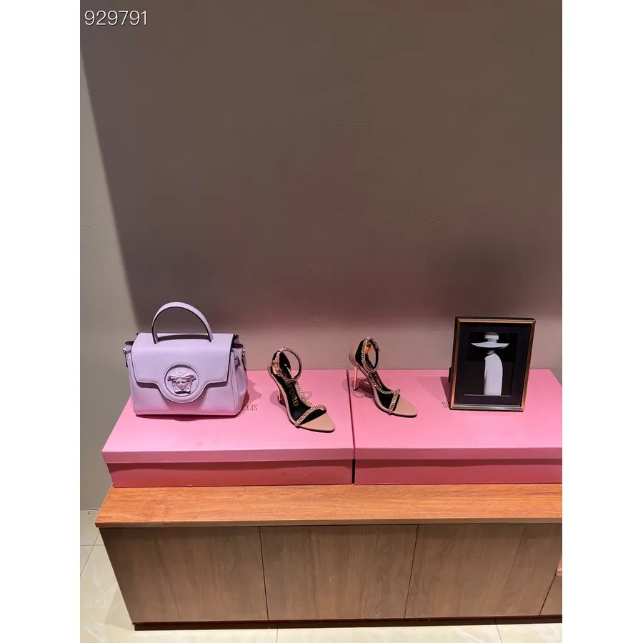 Tom Ford Cadeado Com Corrente Pontiaguda Especial De Salto Agulha 105mm Couro De Bezerro Coleção Primavera/verão 2022, Nude