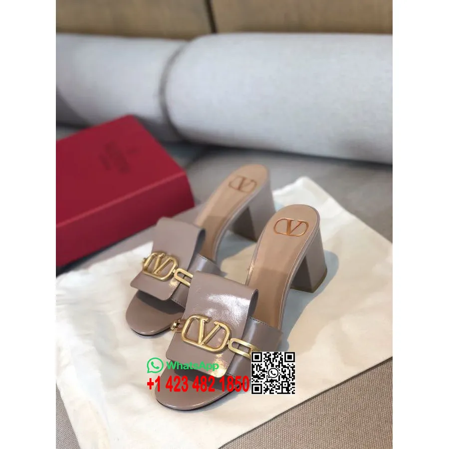 Valentino Vlogo Mules лачена телешка кожа колекция пролет/лято 2020, бежово