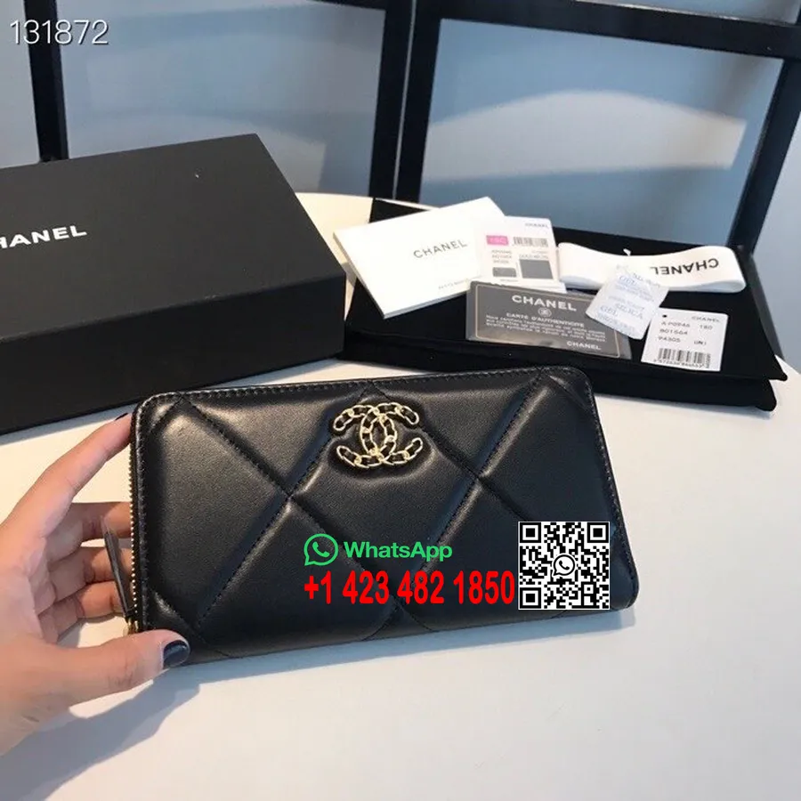 Chanel 19 Zippy Wallet Gold Hardware Lammleder Herbst/Winter 2020 Kollektion, Schwarz