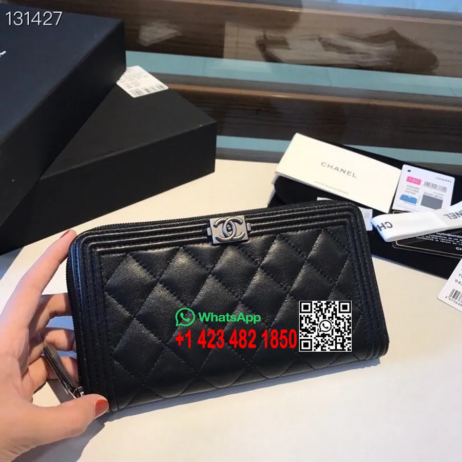 Chanel Leboy Zippy Wallet Silber Hardware Lammleder Herbst/Winter 2020 Kollektion, Schwarz