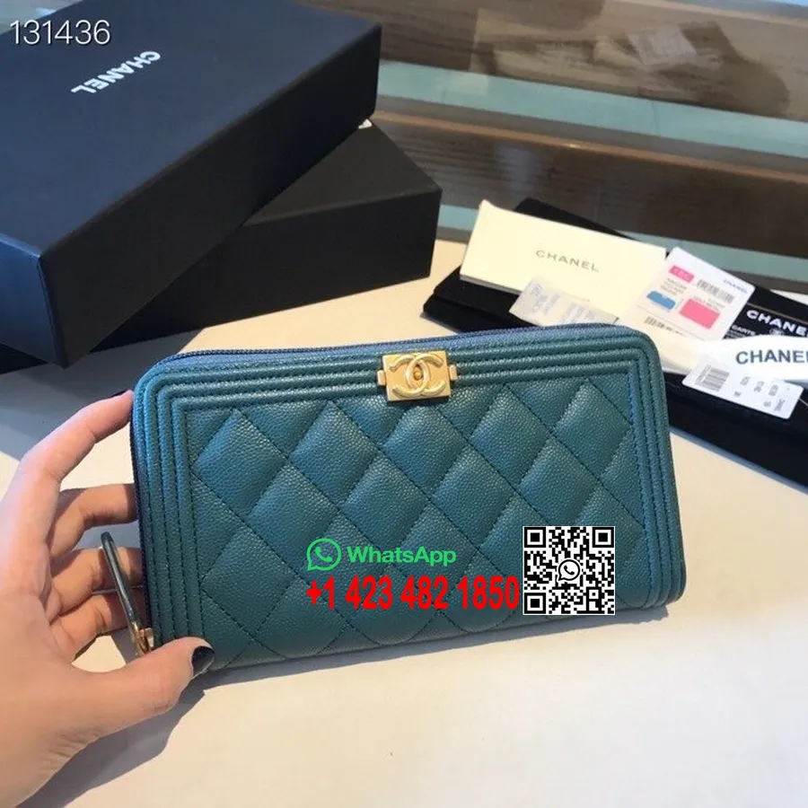 Carteira Chanel Leboy Zippy Ouro Hardware Caviar Couro Coleção Outono / Inverno 2020, Azul-petróleo