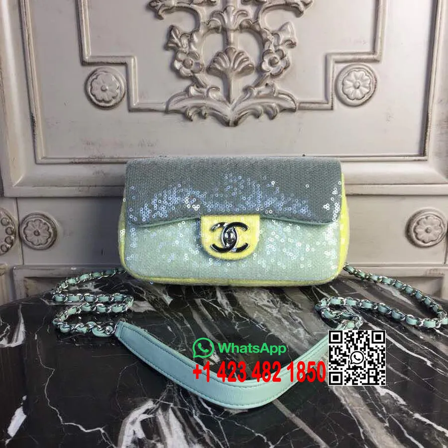 Сумка Chanel с клапаном и блестками, 20 см, серебристая фурнитура из кожи ягненка весна/лето, коллекция Act 2 2018, зеленый/свет