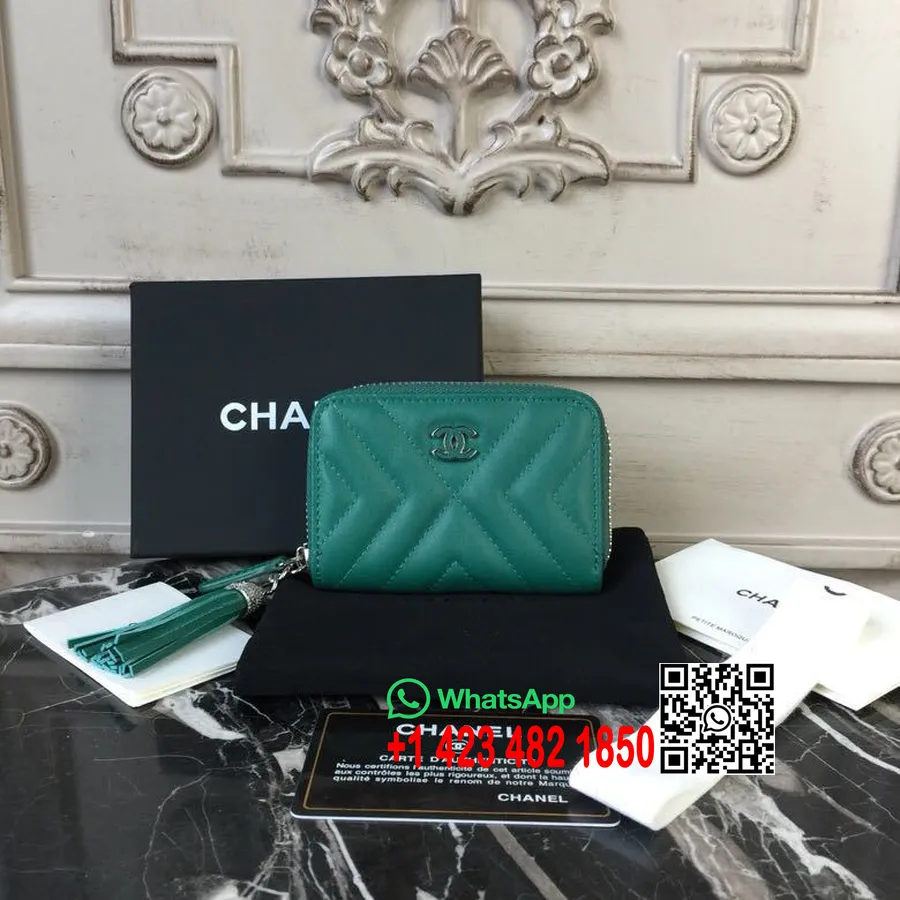 Porte-monnaie Chanel En Diagonale à Chevrons Matériel Argenté Cuir Caviar Collection Printemps/été Acte 1 2018 Vert