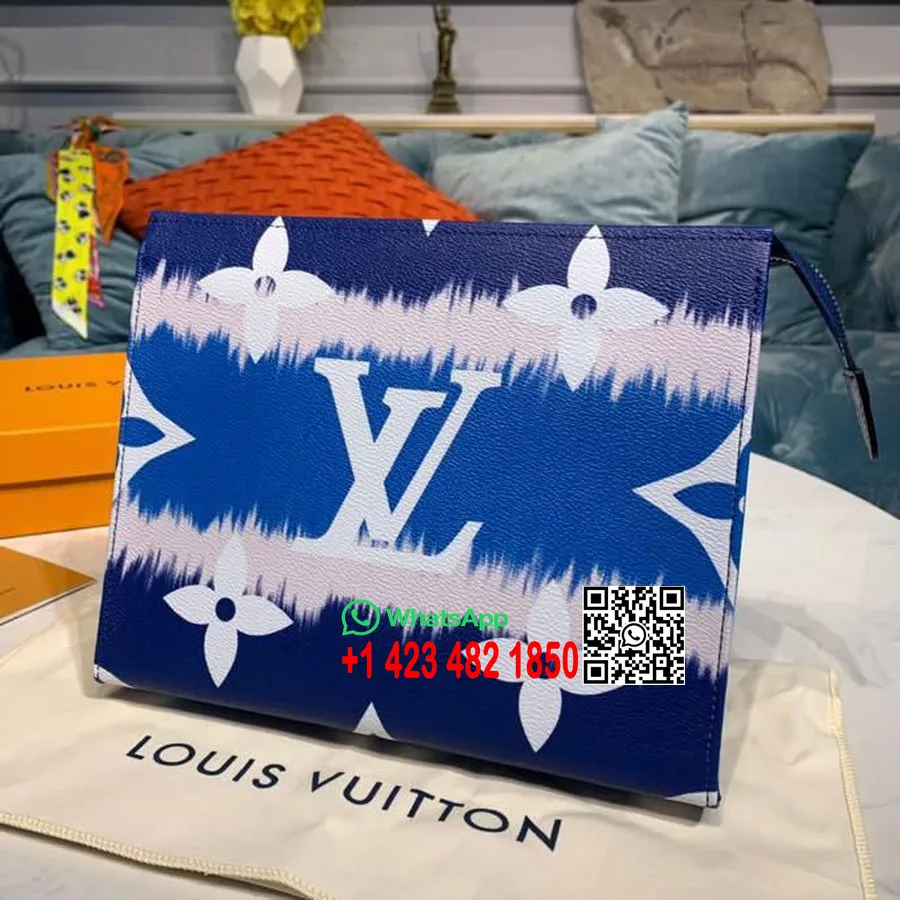 Louis Vuitton Kaklasaites Krāsa Escale Pochette 26cm Monogramma Audekls Pavasara/vasaras 2020 Kolekcija M69136, Zila