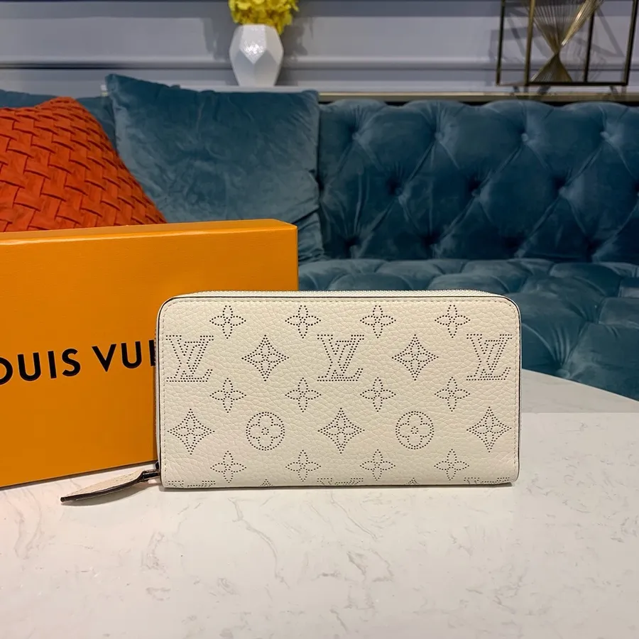 Carteira Zippy Louis Vuitton 20 Cm Couro De Bezerro Mahina Coleção Outono / Inverno 2019 M58428, Bege