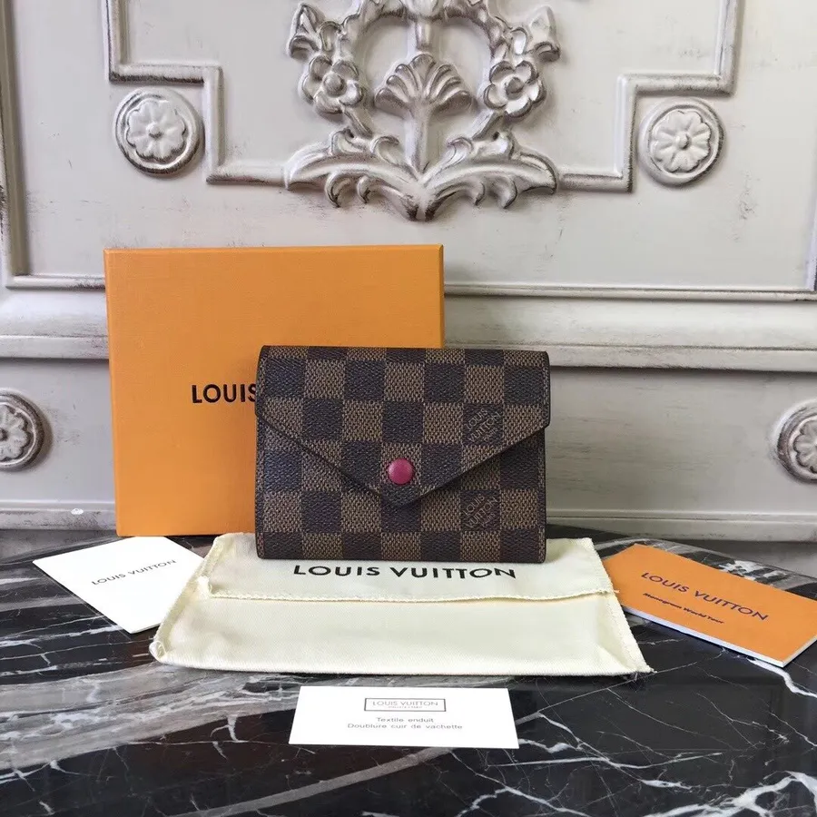 Louis Vuitton Victorine Maks Damier Ebene Canvas Pavasara/vasaras 2018 Kolekcija N61700 Fuksija