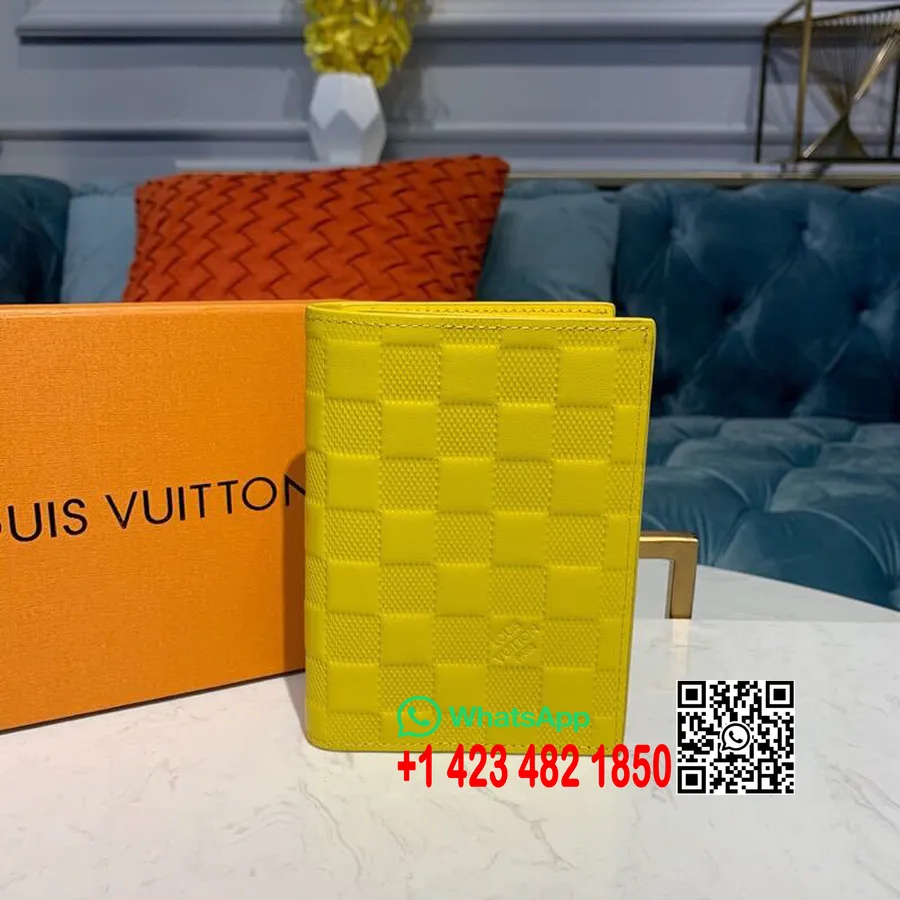 Louis Vuitton Omot Za Putovnicu 15 Cm Reljefno Damier Platno Kolekcija Proljeće/ljeto 2019. M64501, žuta