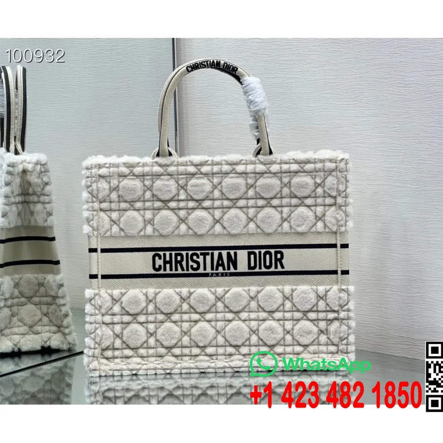 чанта Christian Dior Book Tote 42cm M1286 Cannage платно с бродерия от остри коси, колекция есен/зима 2022 г., бяло