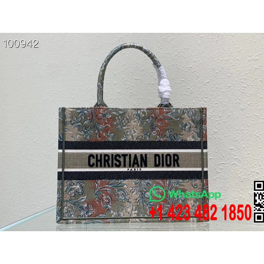 Christian Dior Book Tote Bag 36cm M1296 Dior Brocart Vert Metalizirani Vez Na Platnu Kolekcija Jesen/zima 2022., Broderie