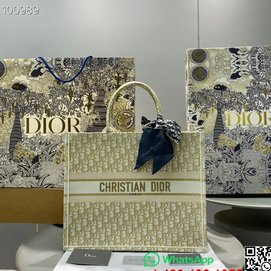 Christian Dior Book Torba Torba 42cm M1286 Platno S Kosim Vezom Kolekcija Jesen/zima 2022., Metalik Zlatne Boje