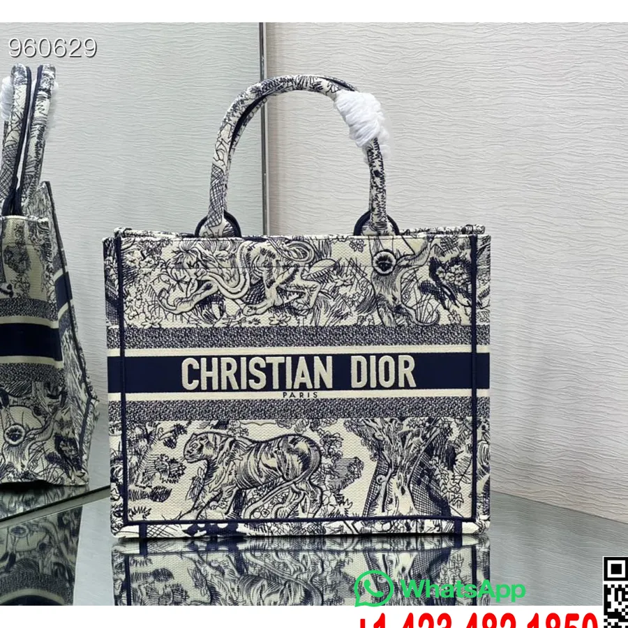 Christian Dior Book Tote Bag 36cm 1296 Toile De Jouy Toile Brodée Collection Automne/hiver 2022, Bleu Marine