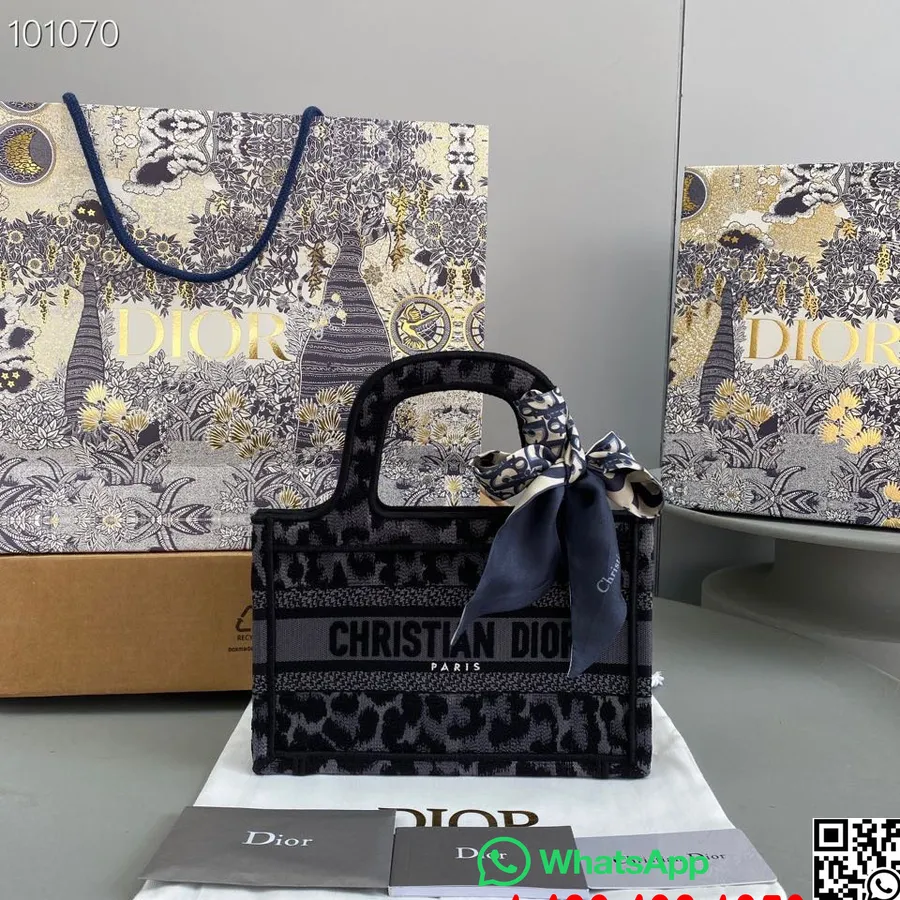 Christian Dior Mini Book Tote Bag 22cm M928 Mizza Vez Platno Kolekcija Jesen/zima 2022., Plava I Crna