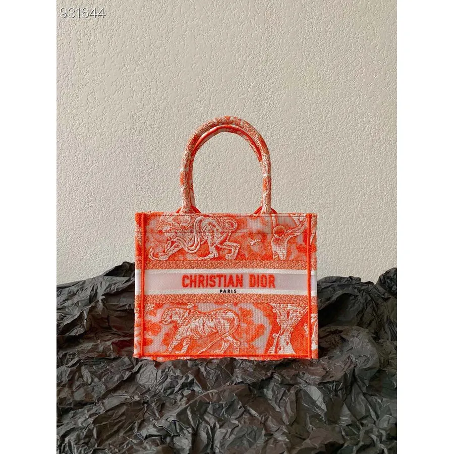 Christian Dior Book Torba Torba 25cm 1265 Toile De Jouy Obrnuti Transparentni Vez Na Platnu Kolekcija Jesen/zima 2022., Fluoresc