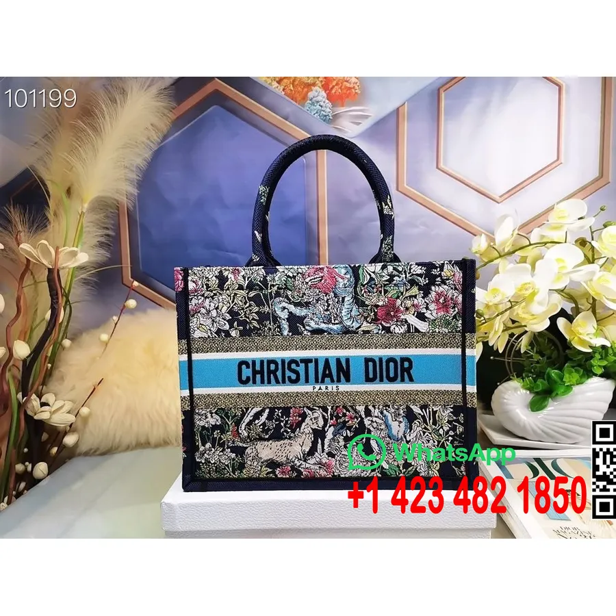 Christian Dior Book Torba 36 Cm 1296 Zviježđe Izvezeno Platno Kolekcija Jesen/zima 2022., Tamnoplava