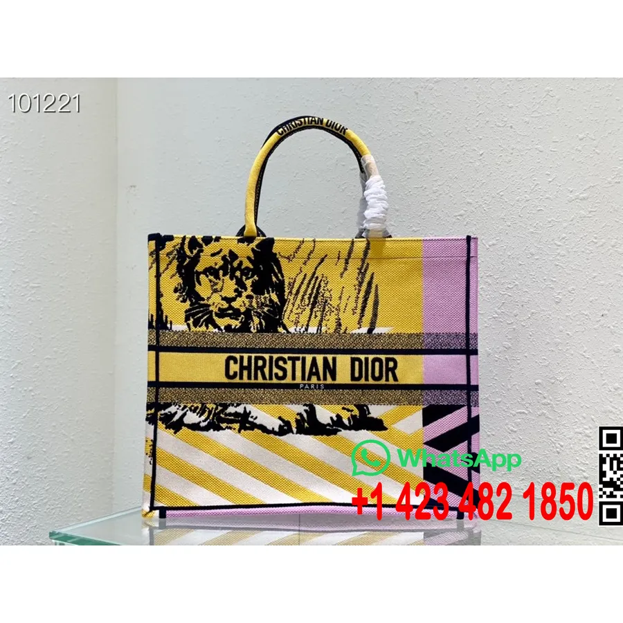 Christian Dior Book Torba Torba 42cm 1286 D-jungle Zoom Pop Lav Izvezeno Platno Kolekcija Jesen/zima 2022, Boja Lavande/žuta