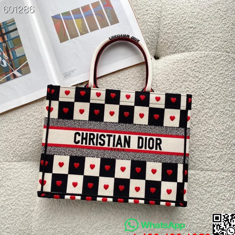 Christian Dior Dioramour Kapszula Könyves Táska 36 Cm-es Hímzett Vászon őszi/téli 2021 Kollekció, Fekete/piros/fehér