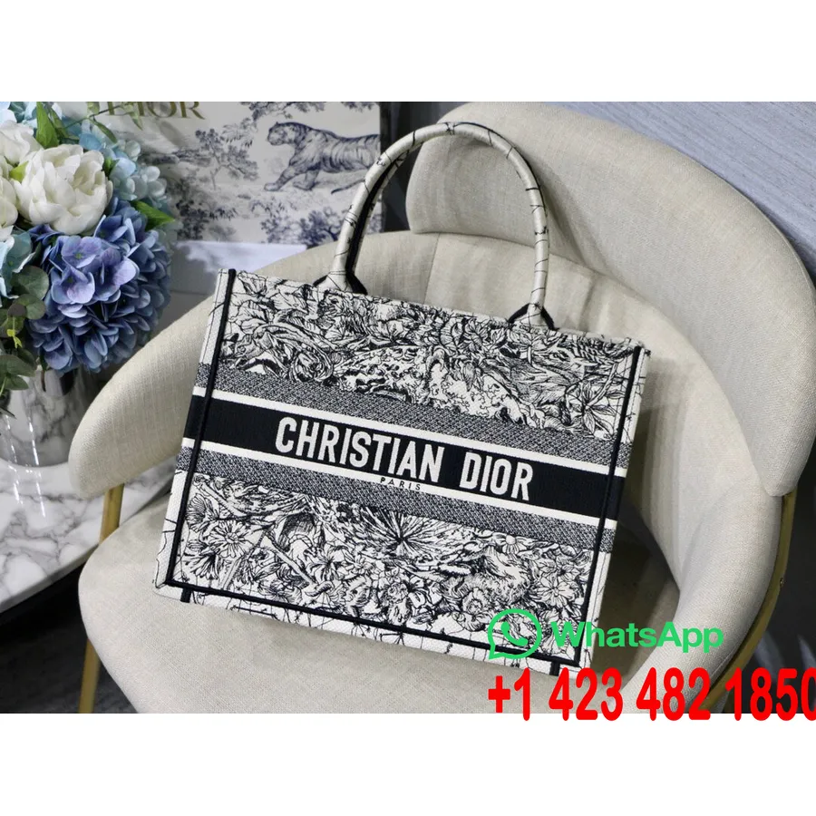 Christian Dior Zodyak Kitap çantası 36cm Nakış Kanvas İlkbahar/yaz 2021 Koleksiyonu, Tafta/siyah