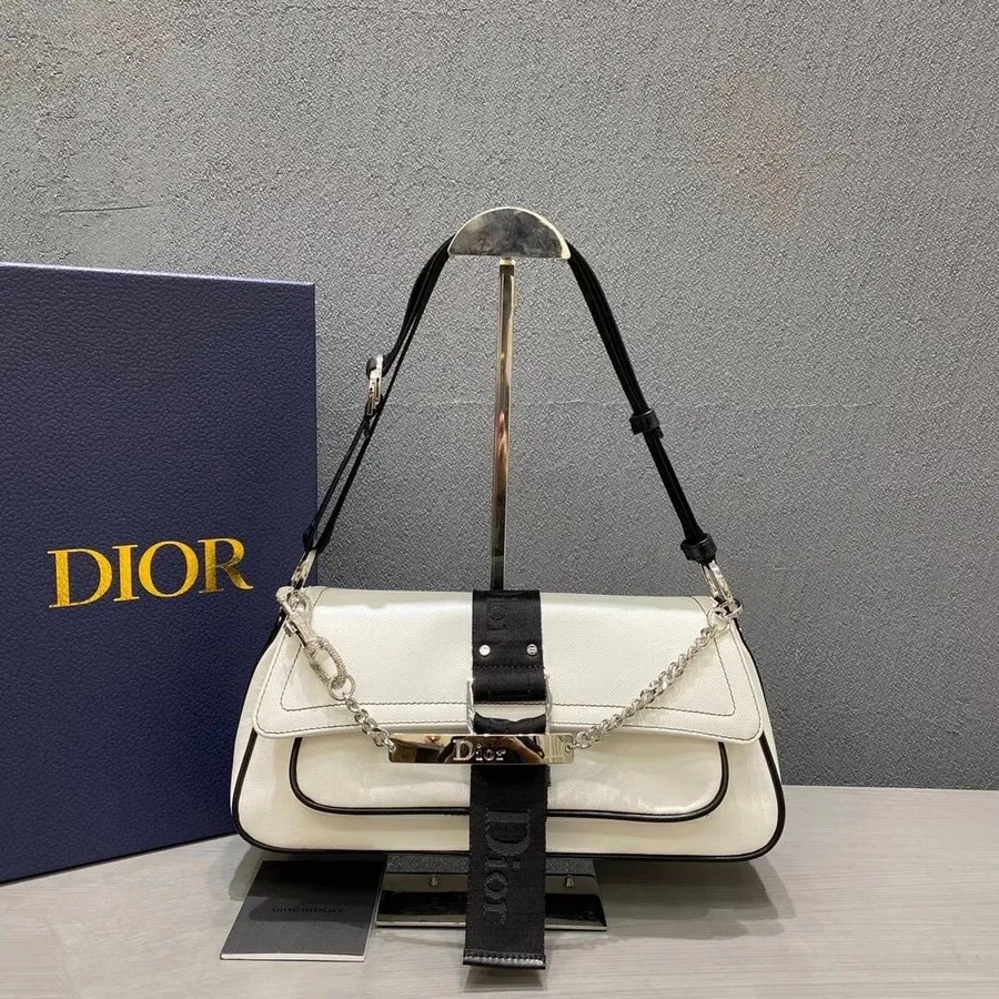 Christian Dior Punk Hardcore Táska 33 Cm-es Borjúbőr őszi/téli 2020 Kollekció, Fehér/fekete